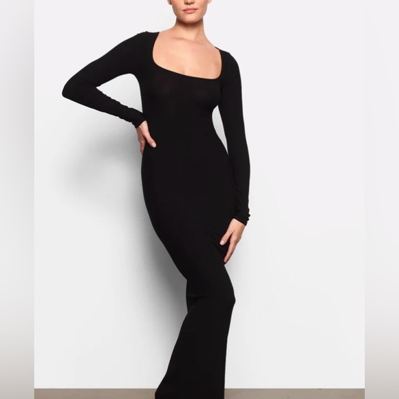 NWT Skims Soft Lounge Long Sleeve Dress in Onyx size S - Picture 4 of 6